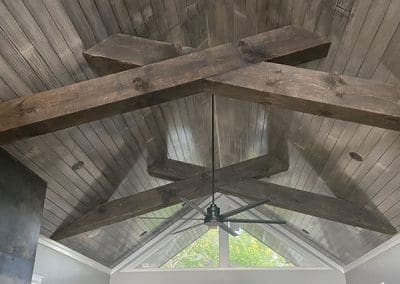 Wood beams in ceiling